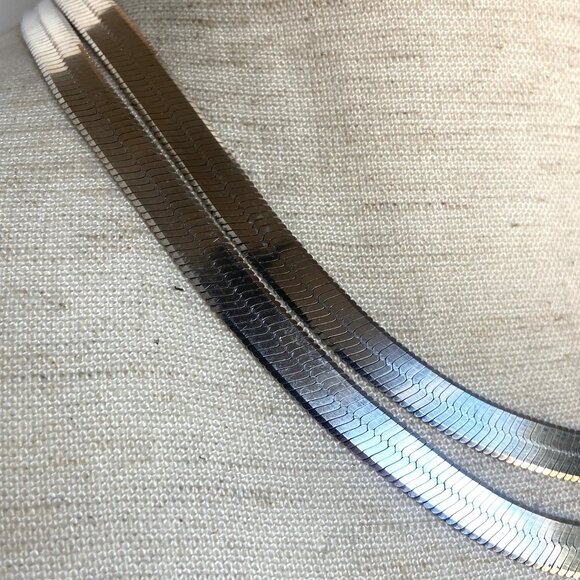 Milor Sterling Silver Italy Patterned Smooth Reversible Herringbone Chain 36" - Picture 6 of 16